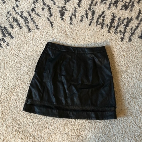 Skirt - Picture 1 of 1